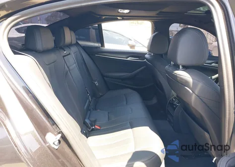 2022 BMW 530 I z USA, uszkodzony, nr VIN WBA53BH09NWX79252